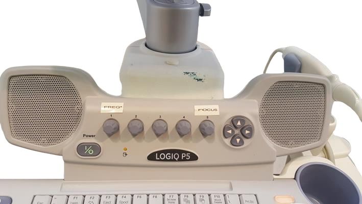 GE Logiq P5 Ultrasound System with Transducers